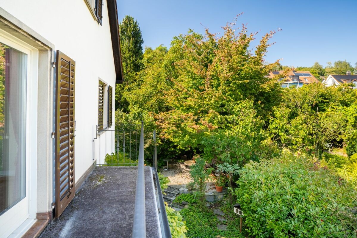 Balkon mit Gartenblick