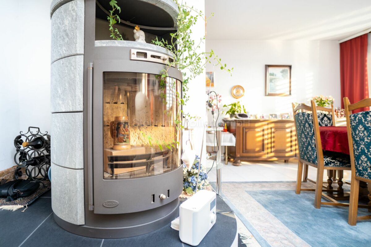 Wohnzimmer mit Kaminofen