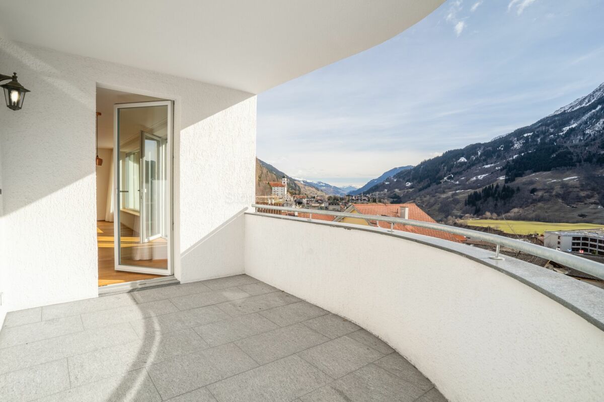 Balkon mit Alpenblick
