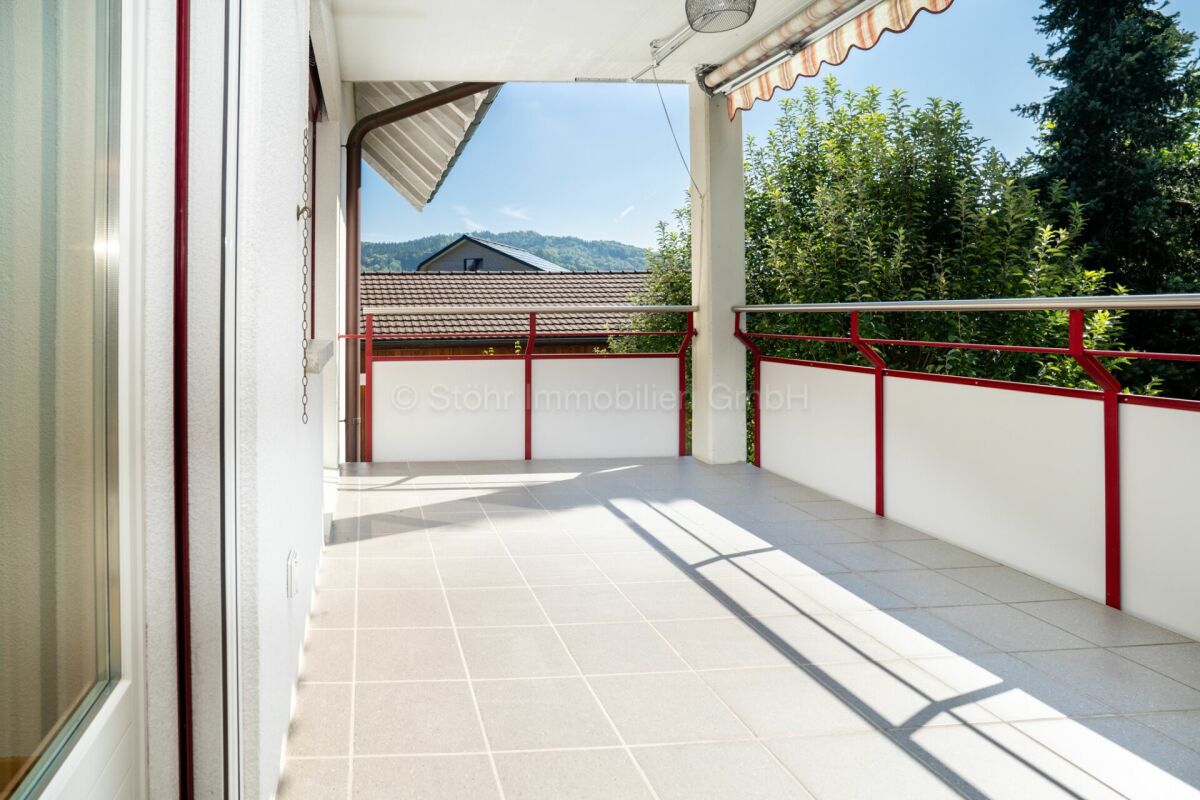 Balkon mit Bergblick
