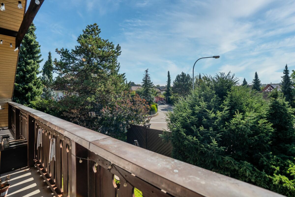 Balkon mit Blick ins Grüne
