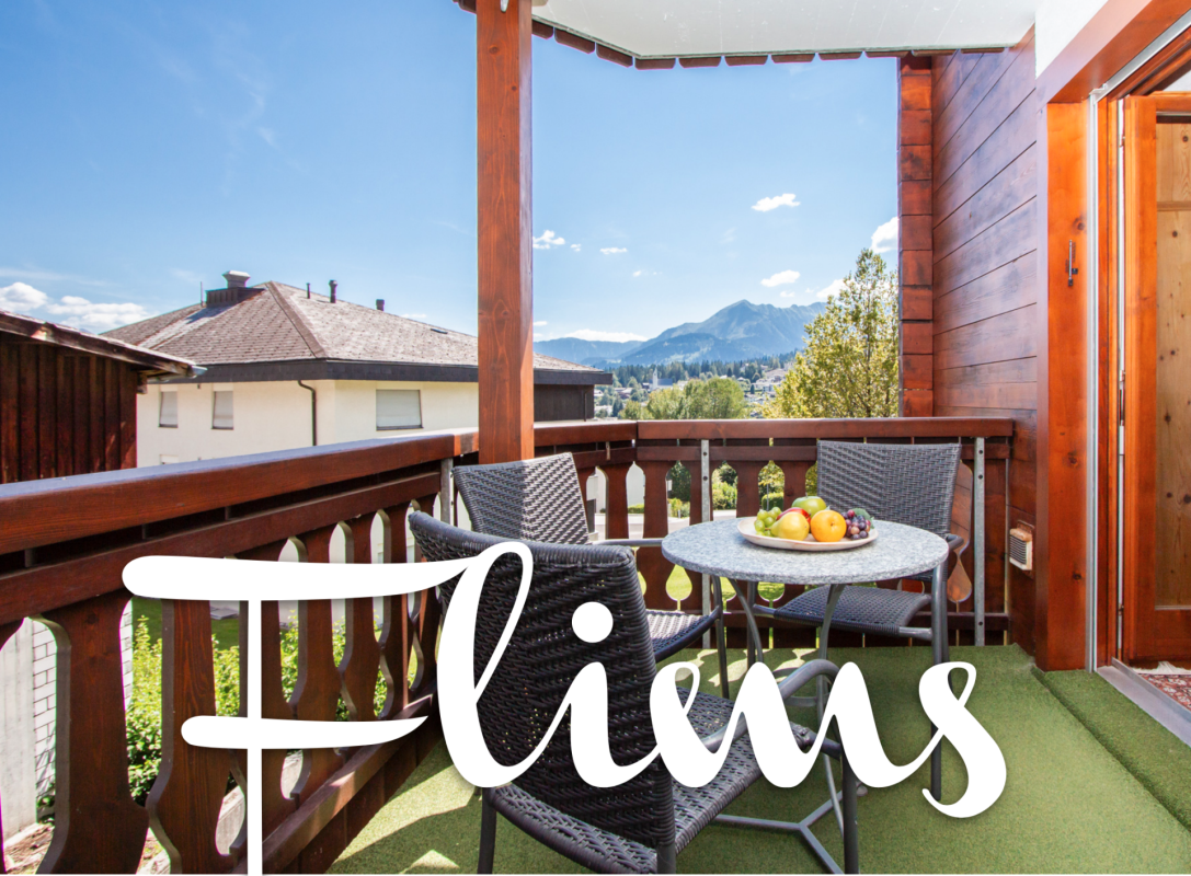 Balkon mit Bergblick