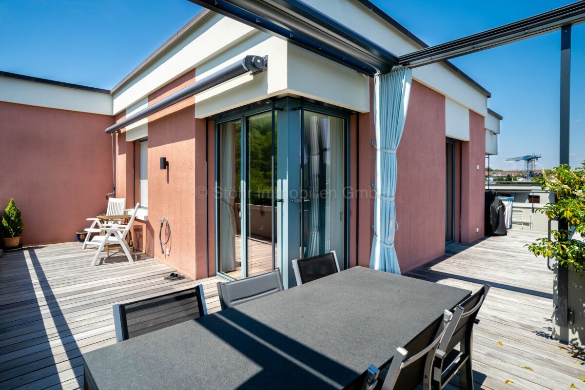 Dachterrasse mit Sitzbereich