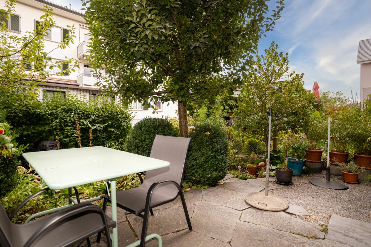 Garten- und Terrassenbereich mit Sitzplatz
