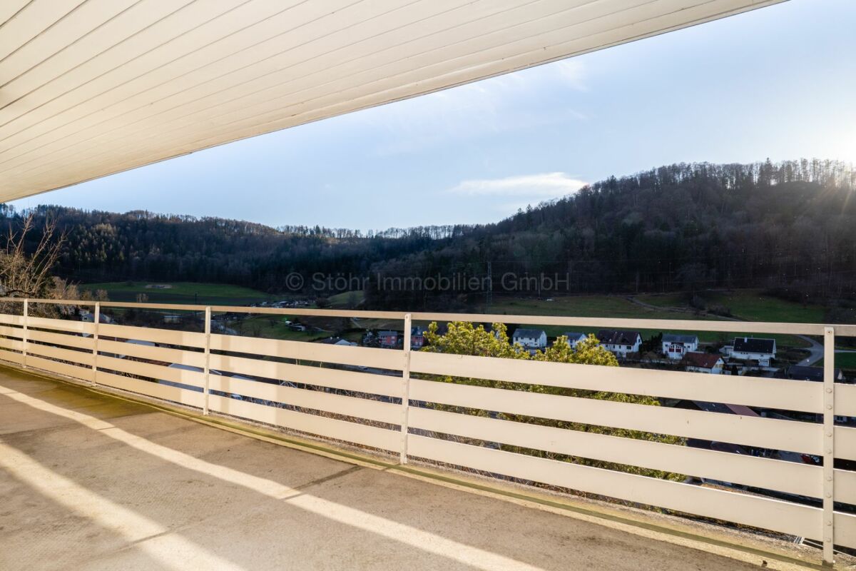 Balkon mit Bergblick
