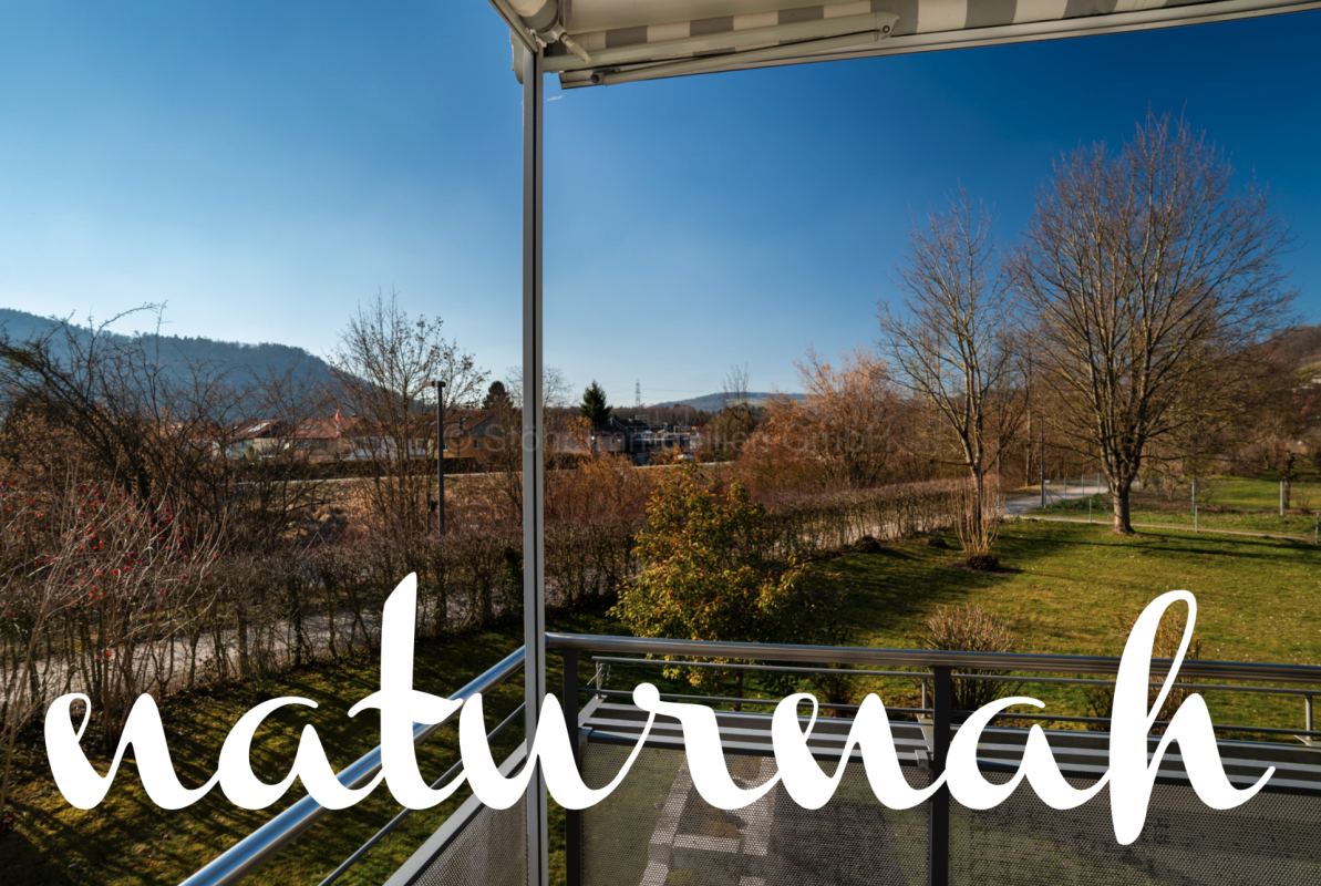 Balkon mit Weitblick ins Grüne