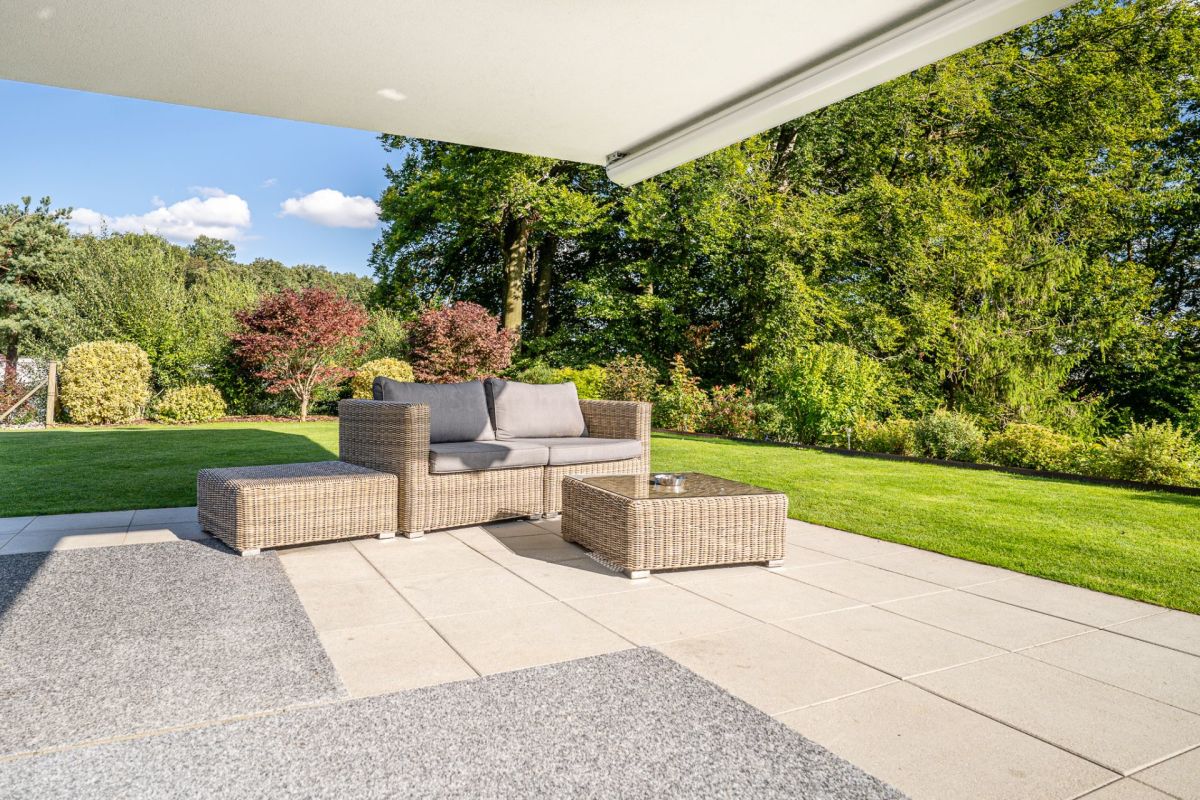 Luxuriöse Gartenwohnung an bester Lage – Kloten