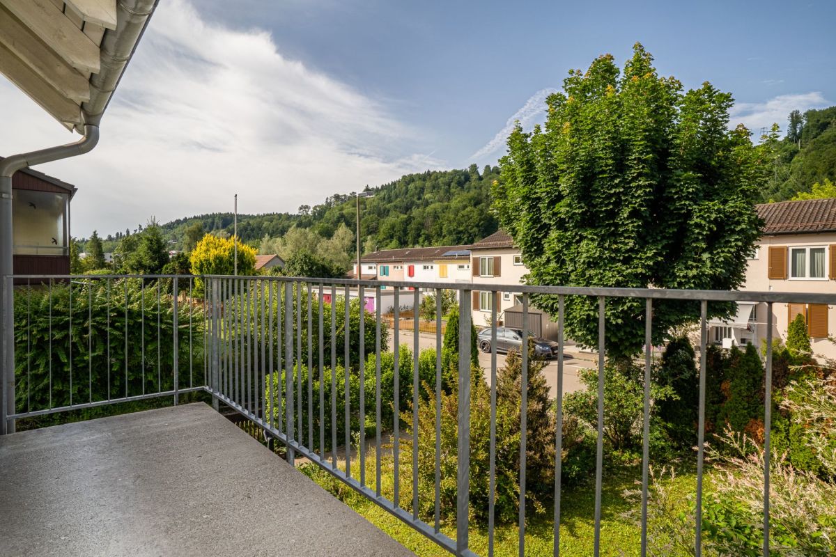 Balkon mit Blick ins Grüne