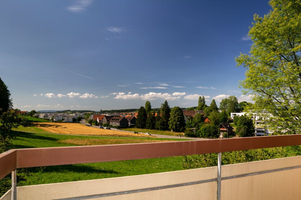 Balkon mit Panoramablick ins Grüne