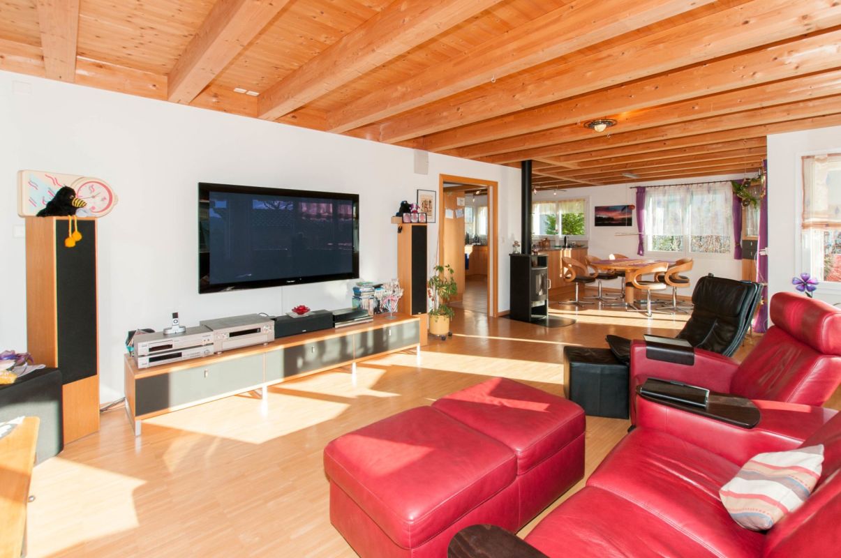 Wohnzimmer mit offener Esszone