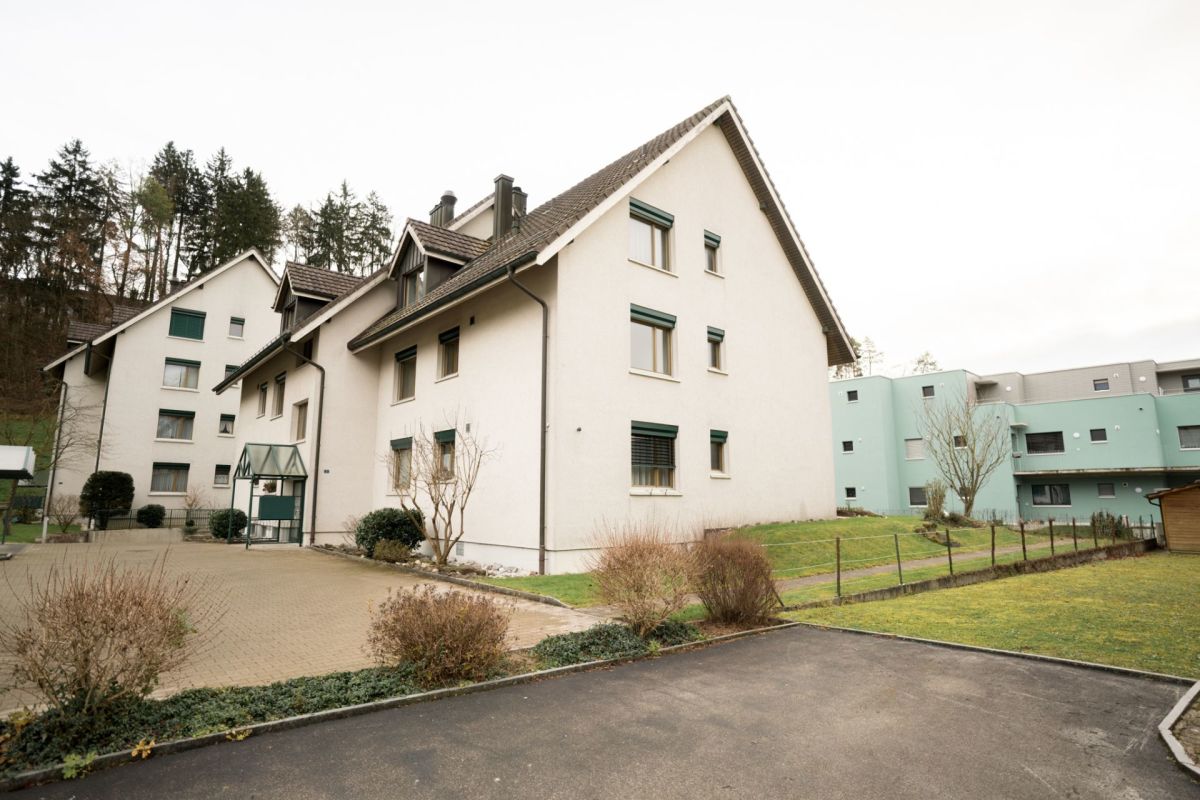 Mehrfamilienhaus-Anlage mit Innenhof