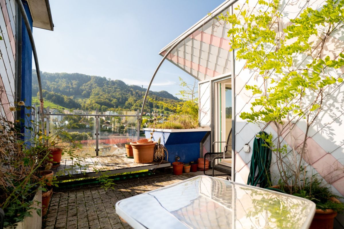 Dachterrasse mit Bergblick