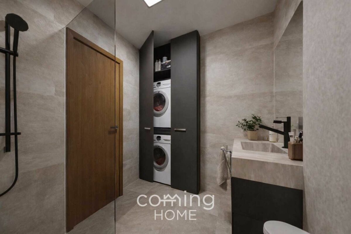 Modernes Badezimmer mit Waschtisch und Waschturm