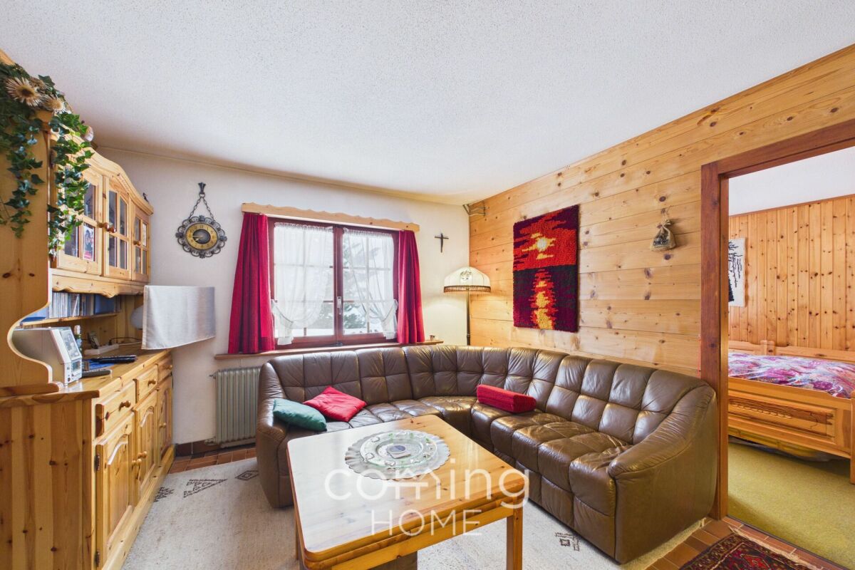 Gemütliches Wohnzimmer im Chalet-Stil