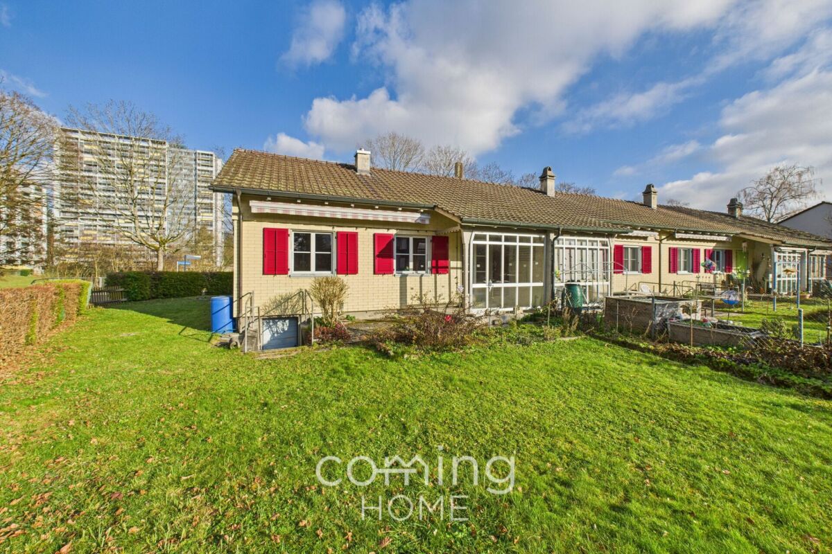 Bungalow mit Garten und Terrasse