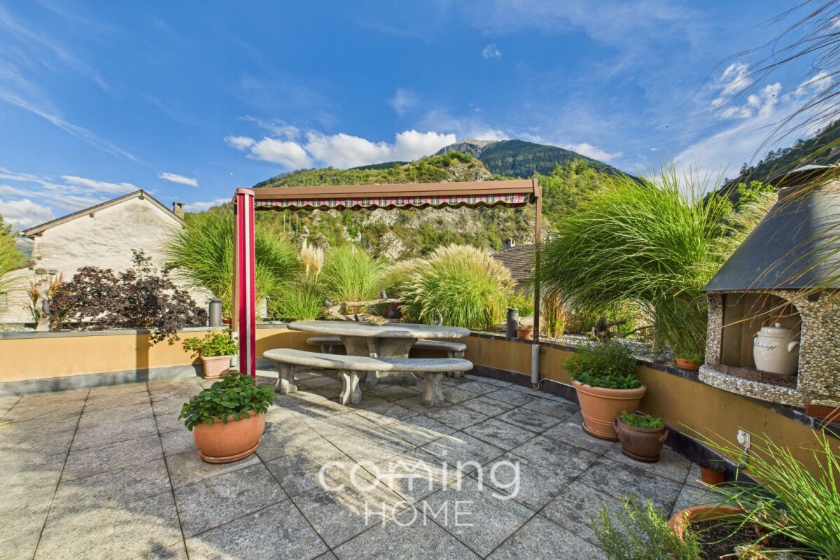 Terrasse mit Bergblick und Sitzplatz