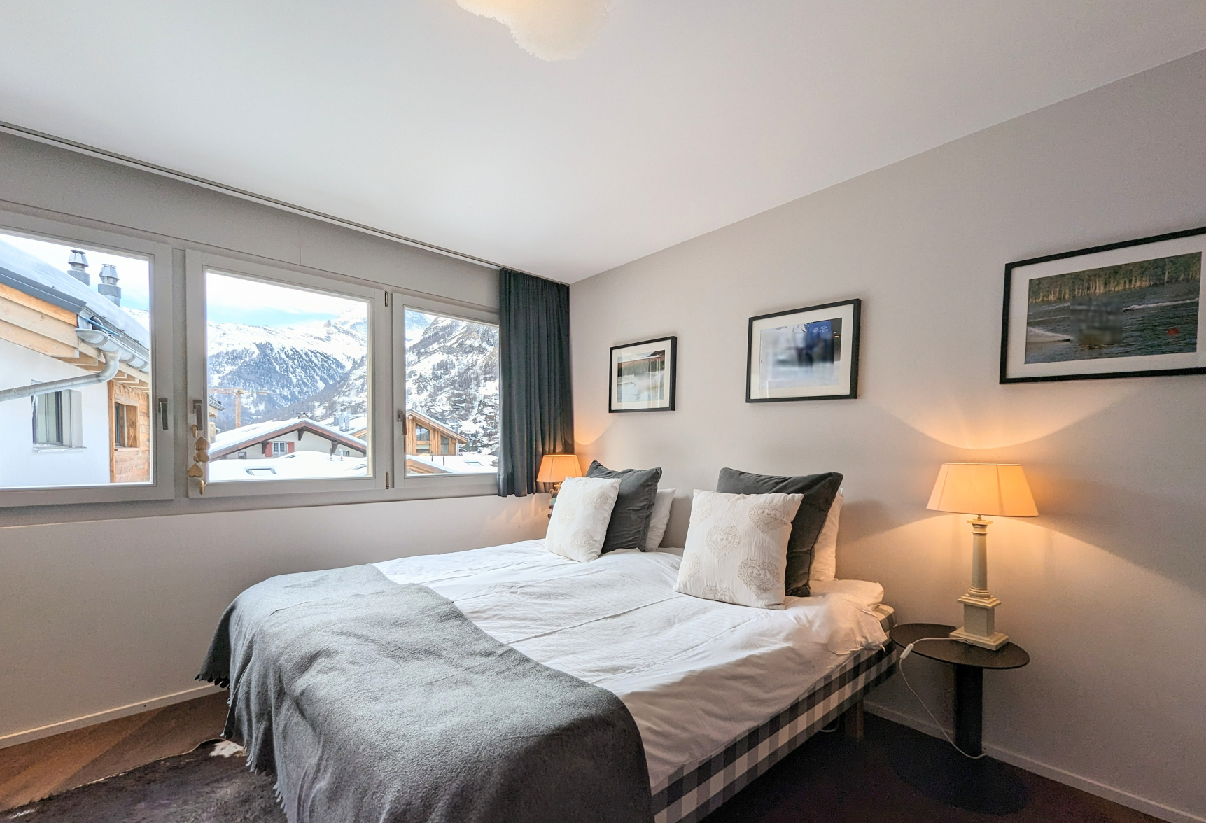 Schlafzimmer mit Bergblick