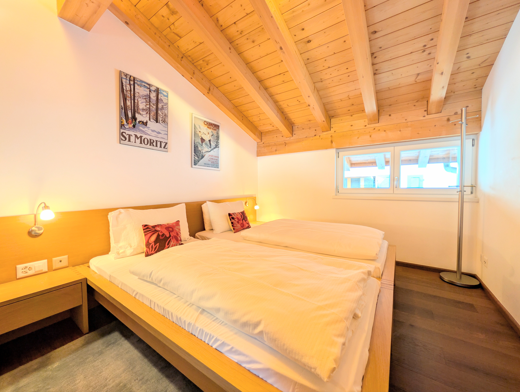 Gemütliches Schlafzimmer im Dachgeschoss