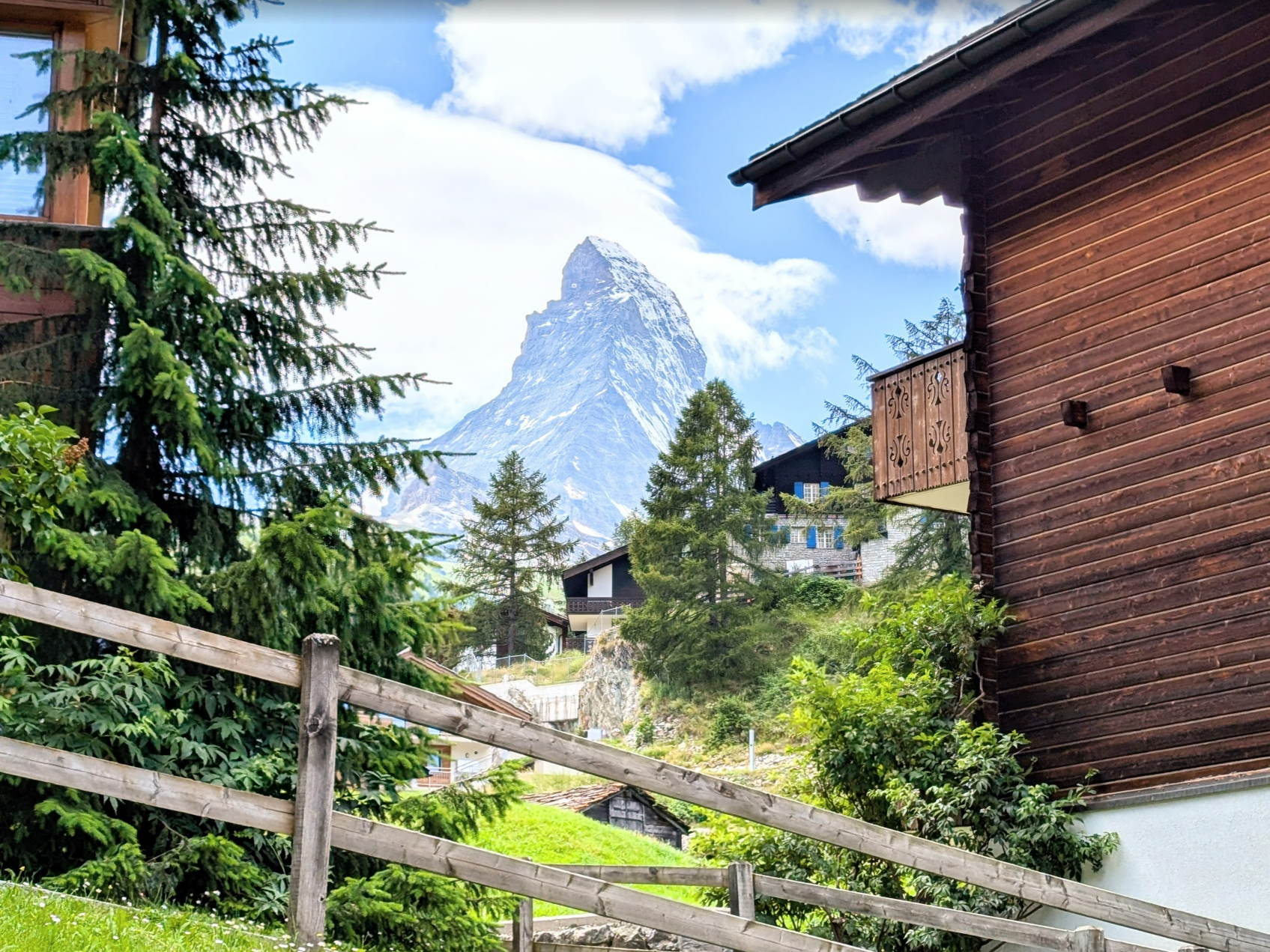 Alpenhaus mit Matterhornblick