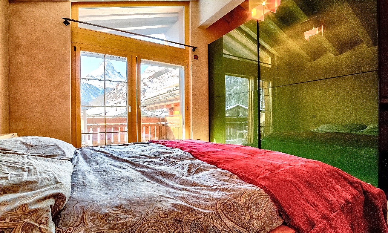 Schlafzimmer mit Bergblick