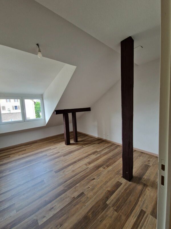 Ausgebauter Dachraum mit Holzboden