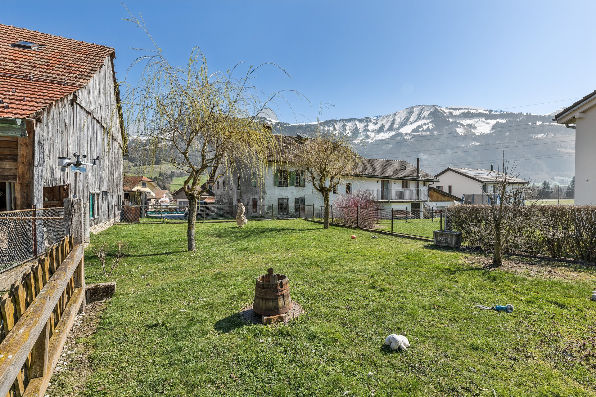 Garten mit Bergblick