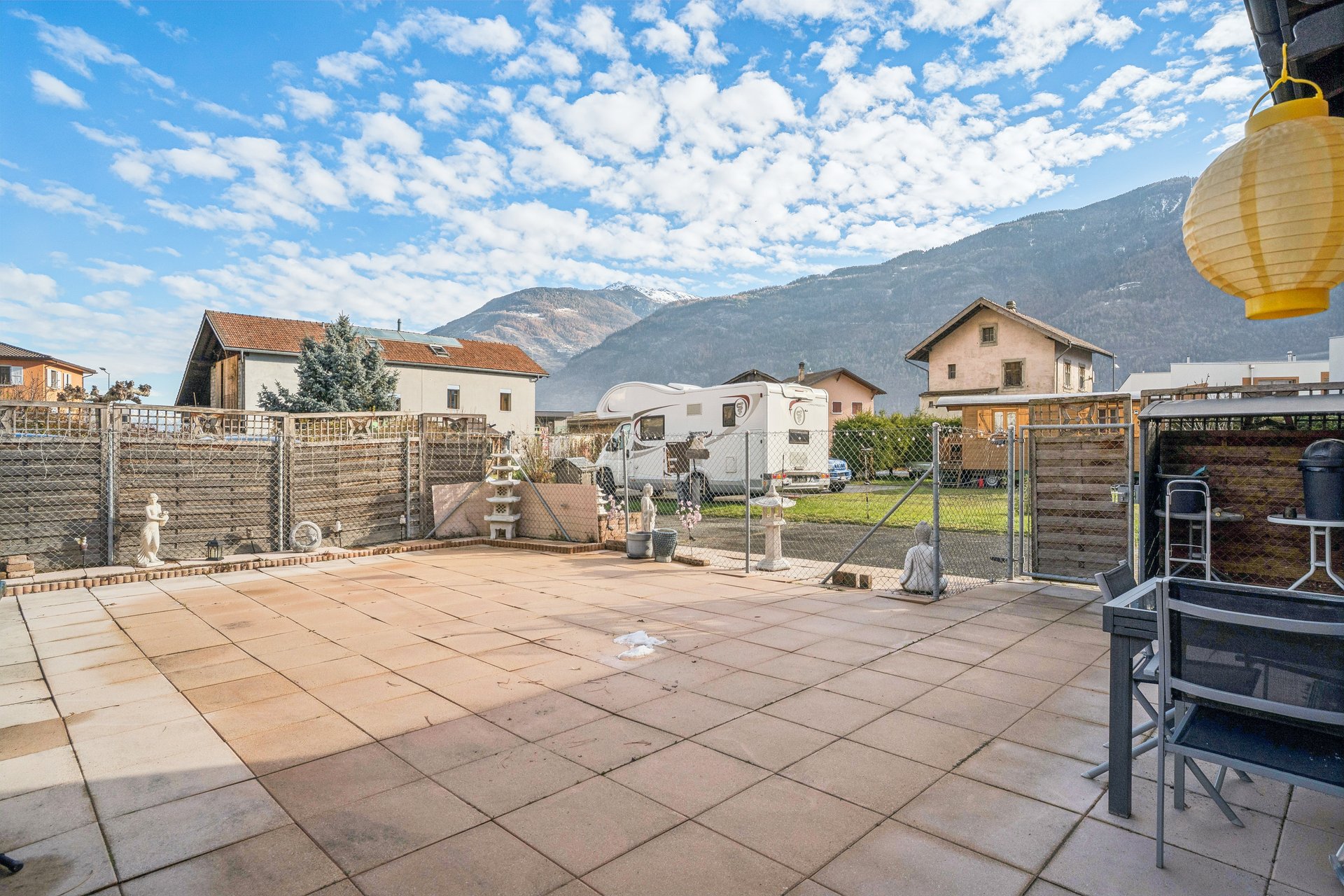 Terrasse mit Bergblick