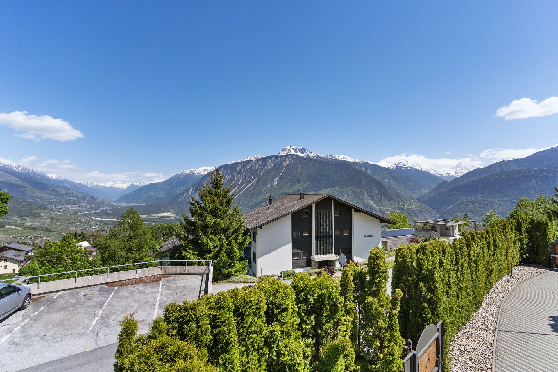Berghaus mit Panoramablick