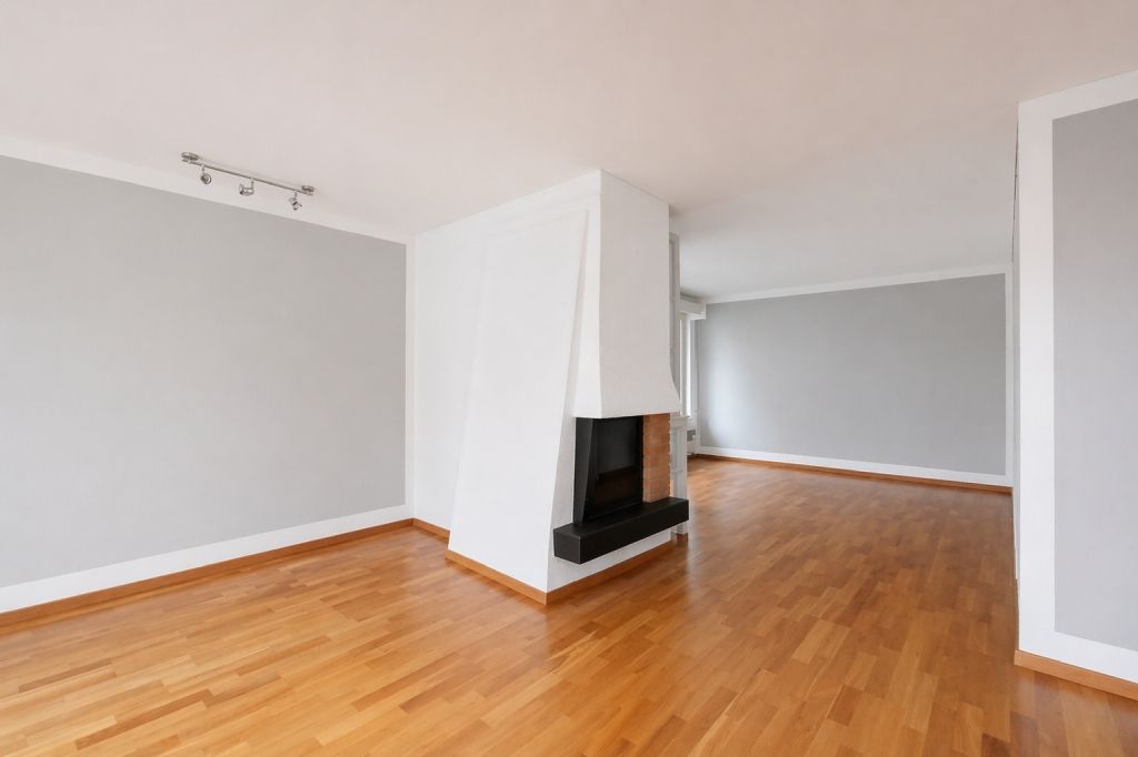 Wohnzimmer mit Kamin