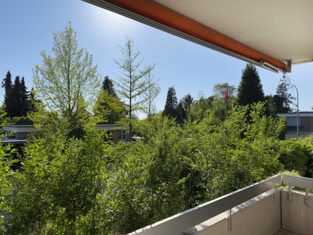 Balkon mit Blick ins Grüne
