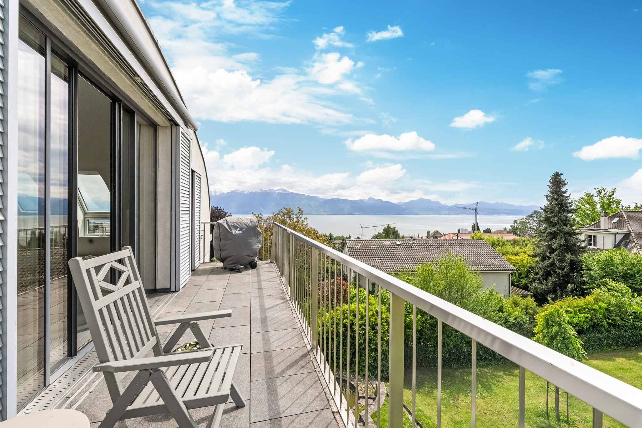 Balkon mit Seeblick