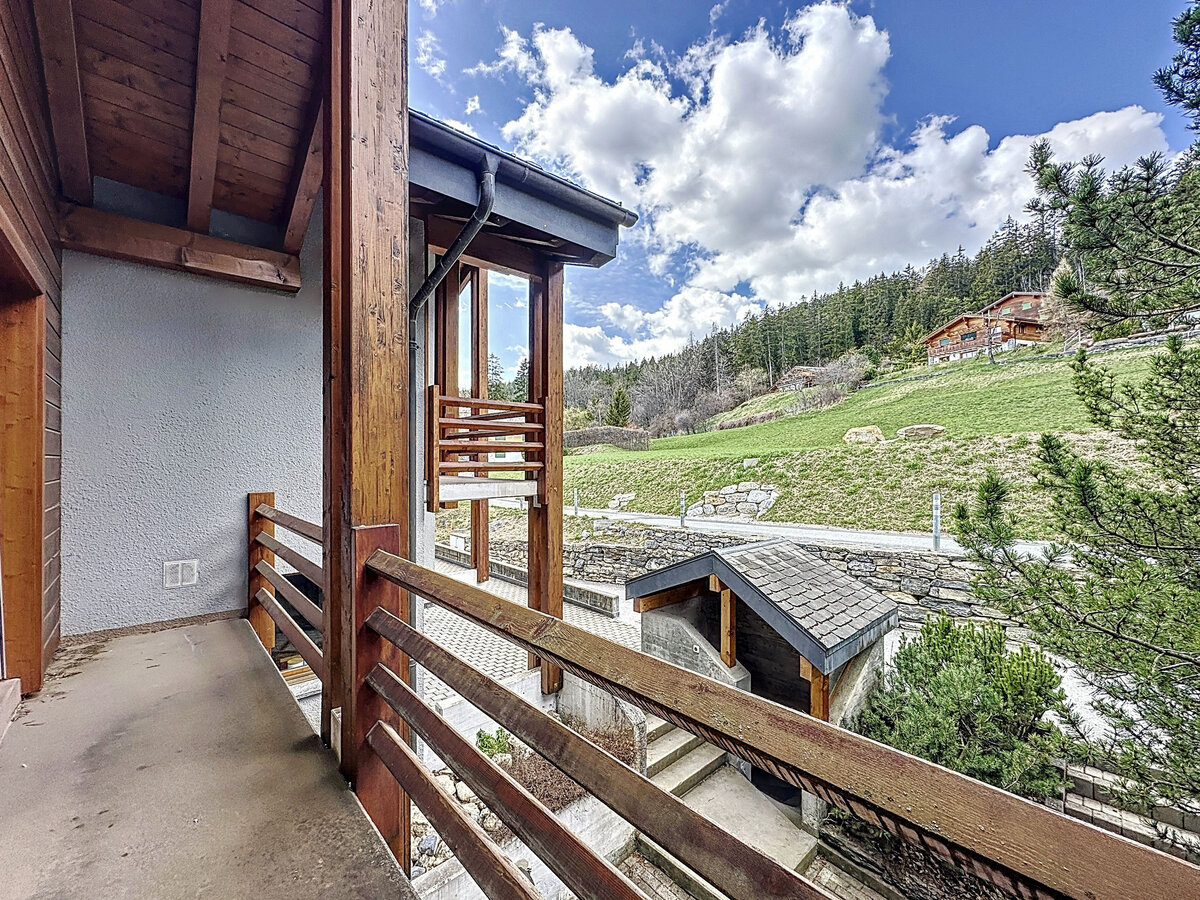 Balkon mit Bergblick