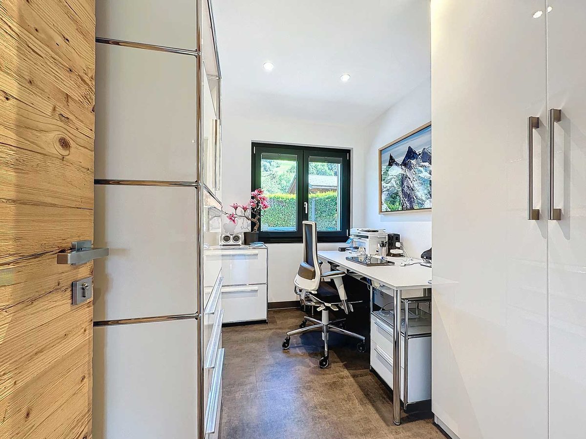 Büro mit Blick ins Grüne