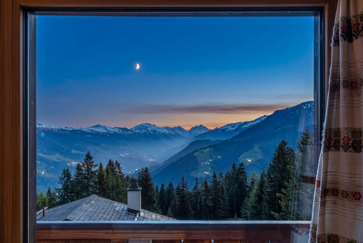 Bergblick bei Dämmerung