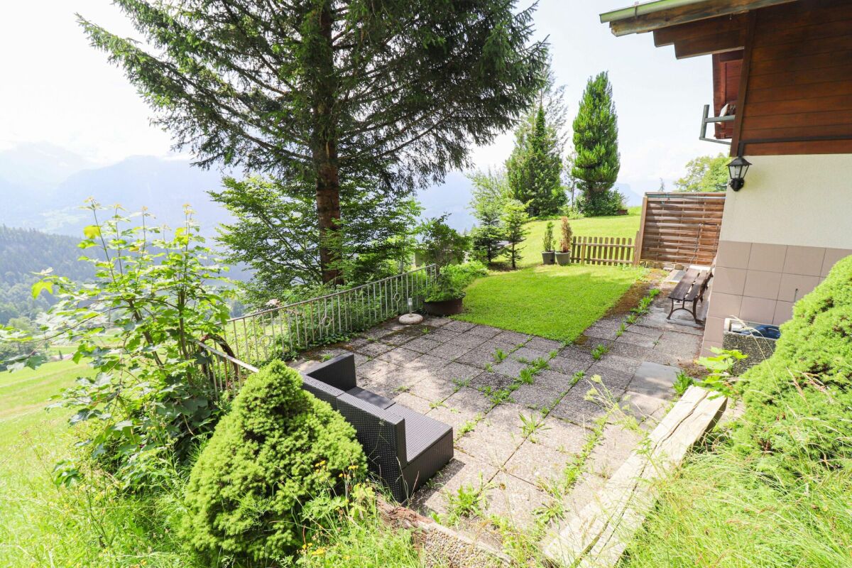 Terrasse mit Bergblick