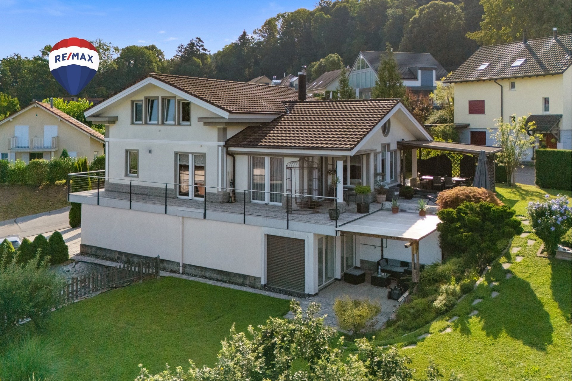 Freistehendes Einfamilienhaus mit Garten
