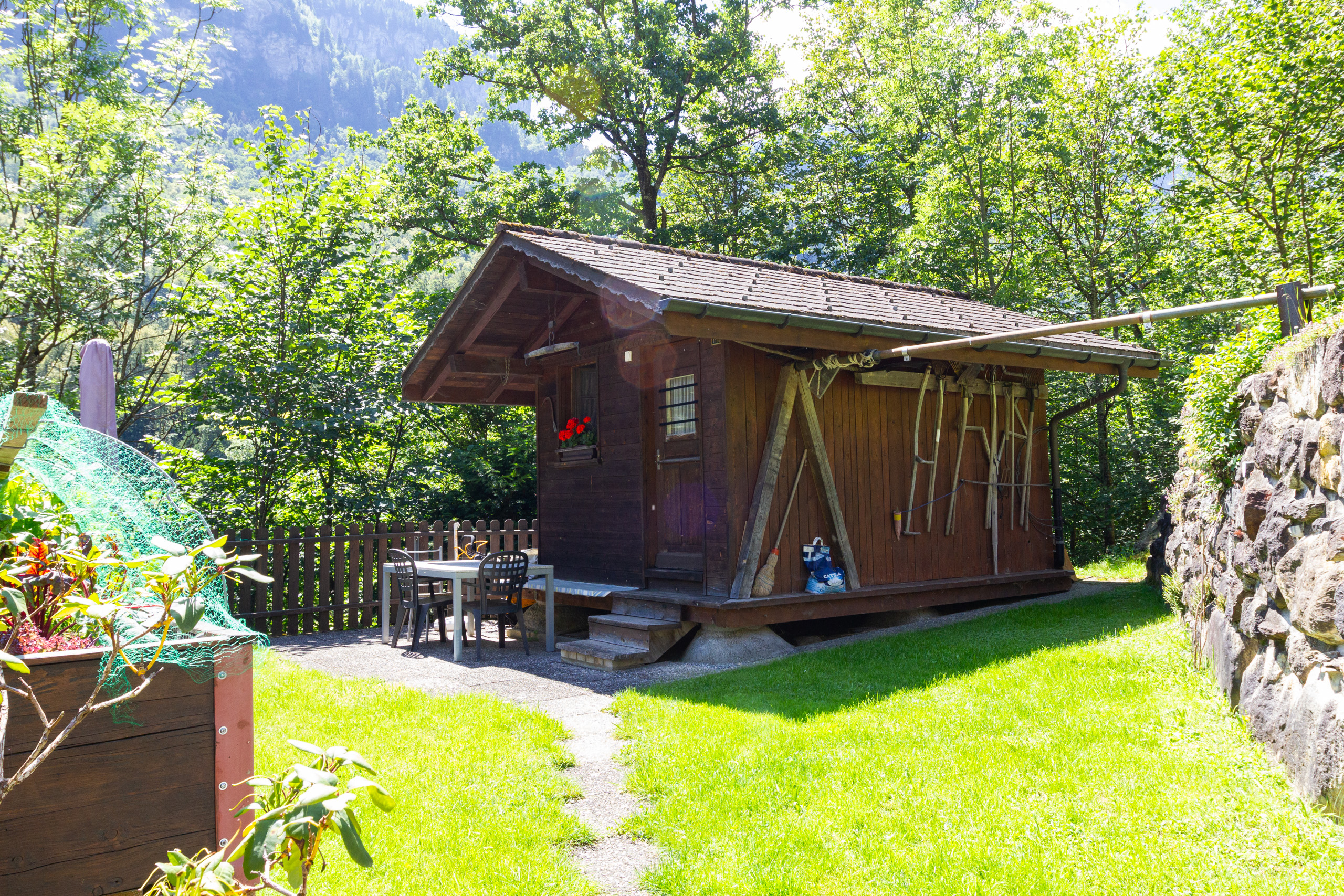 Holzhütte im Garten
