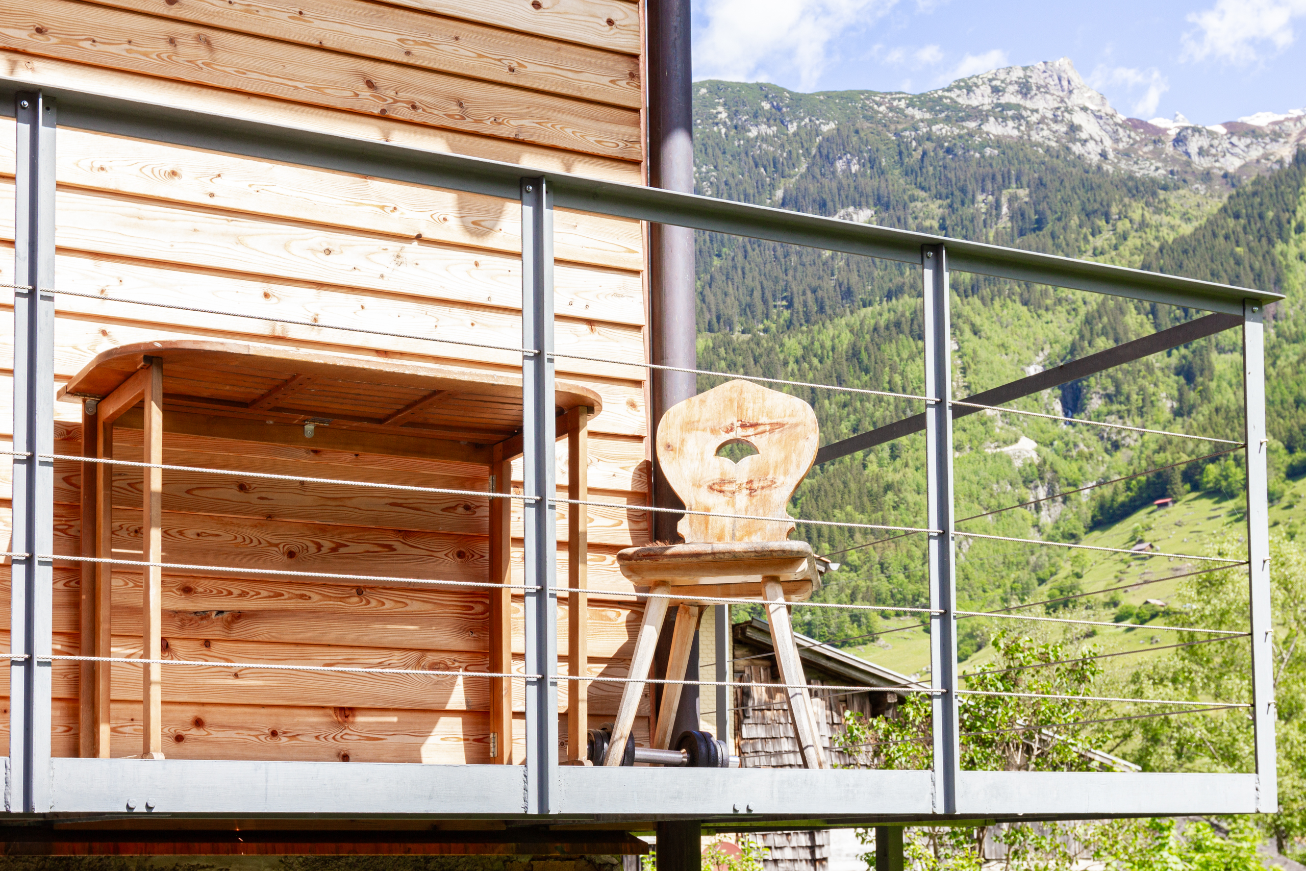 Balkon mit Bergblick