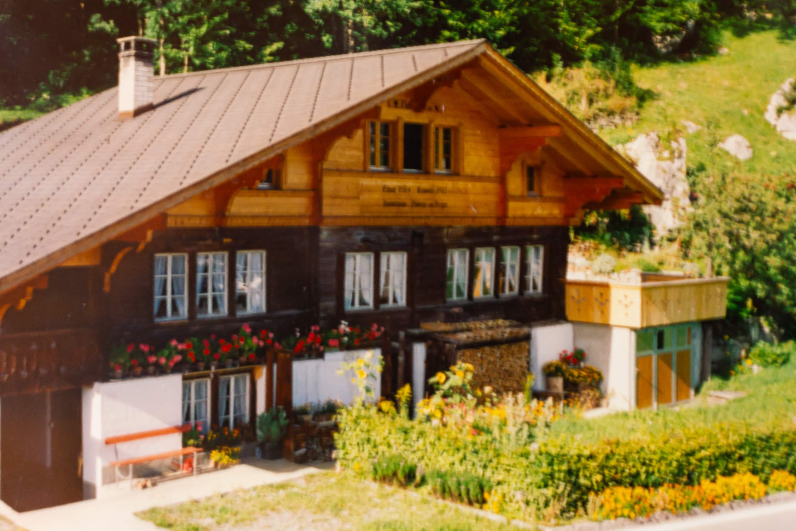 Berghaus mit Holzfassade