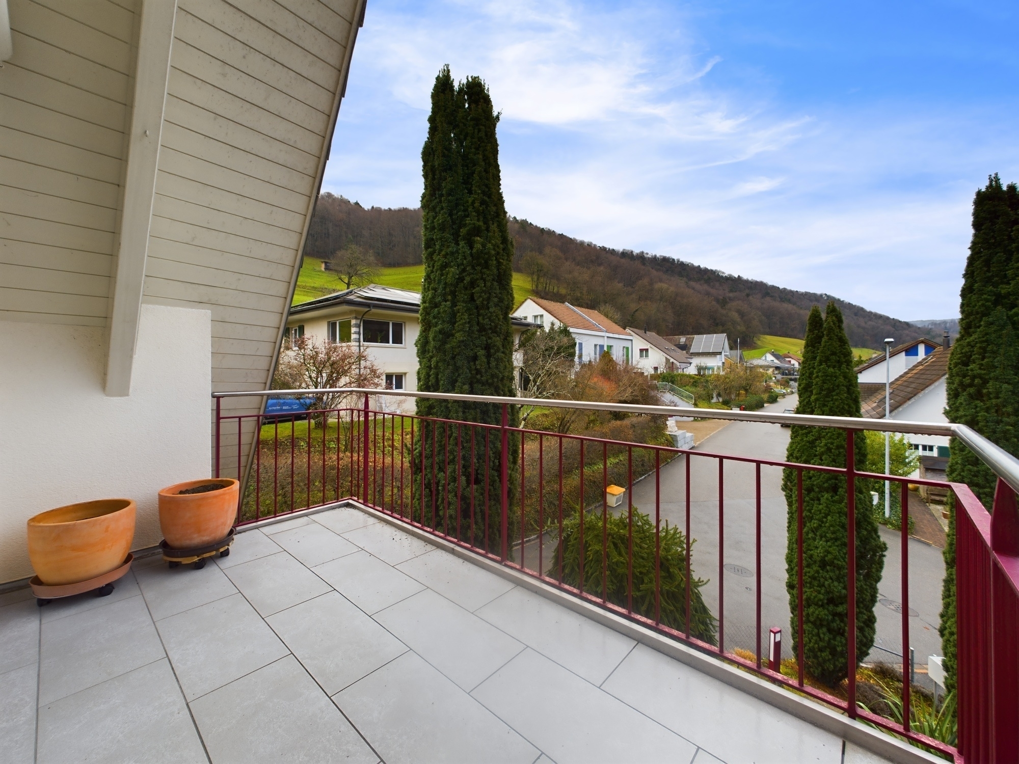 Balkon mit Bergblick