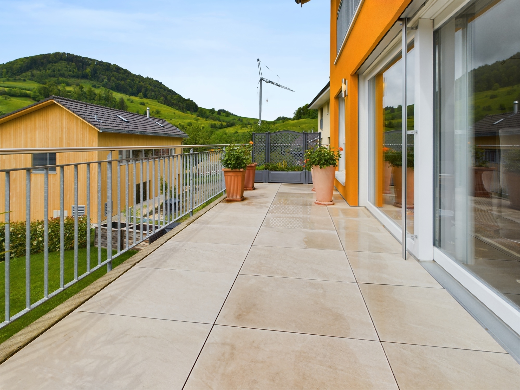 Balkon mit Bergblick