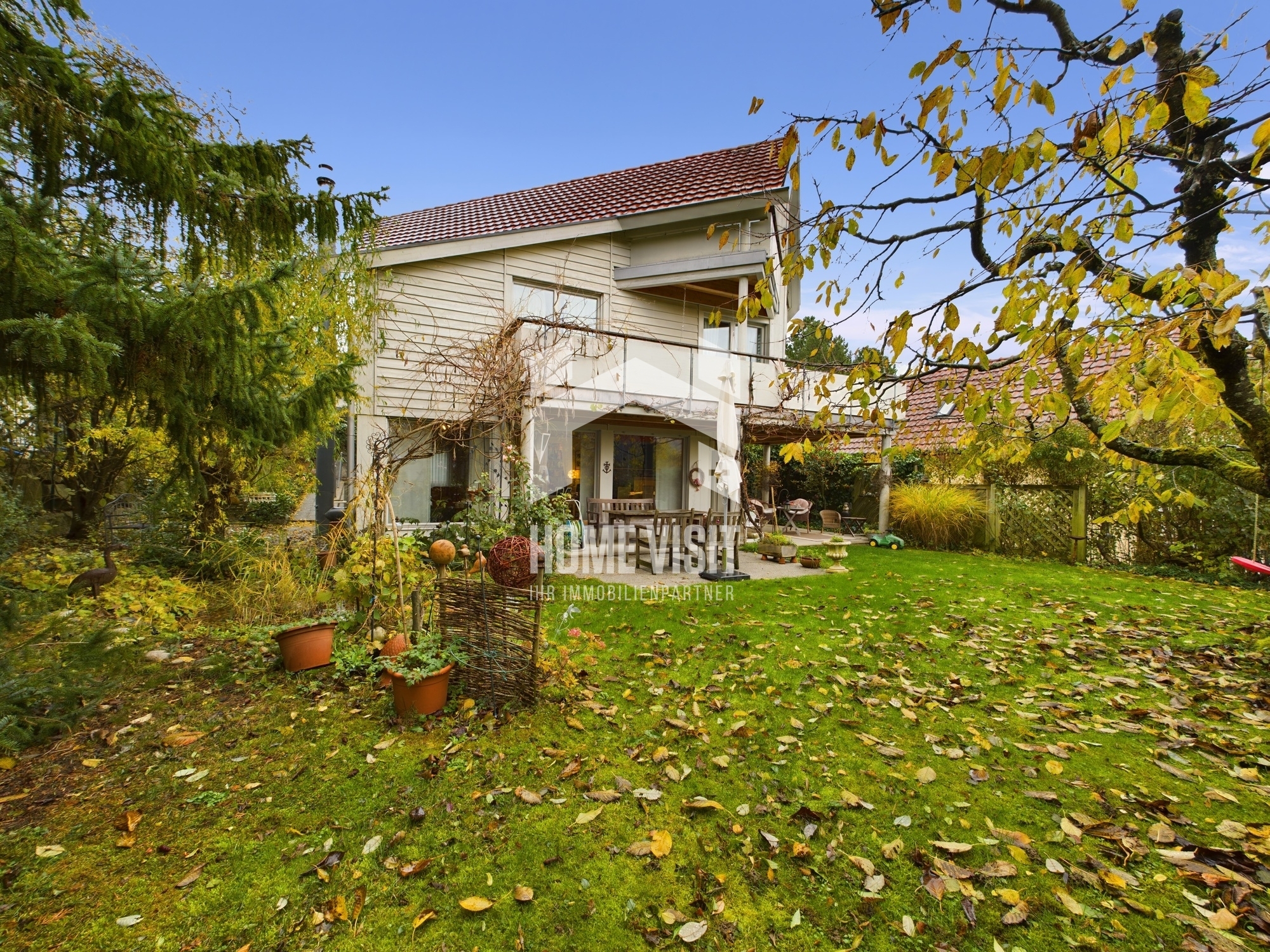 Haus mit großem Garten