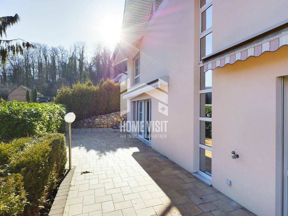 Außenansicht einer Terrasse am Wohnhaus