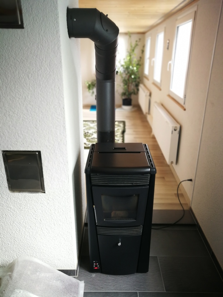 Flur mit Kaminofen