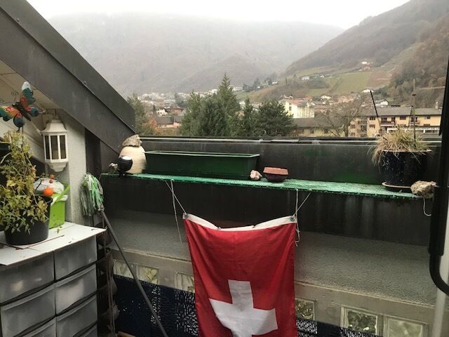 Balkon mit Bergblick