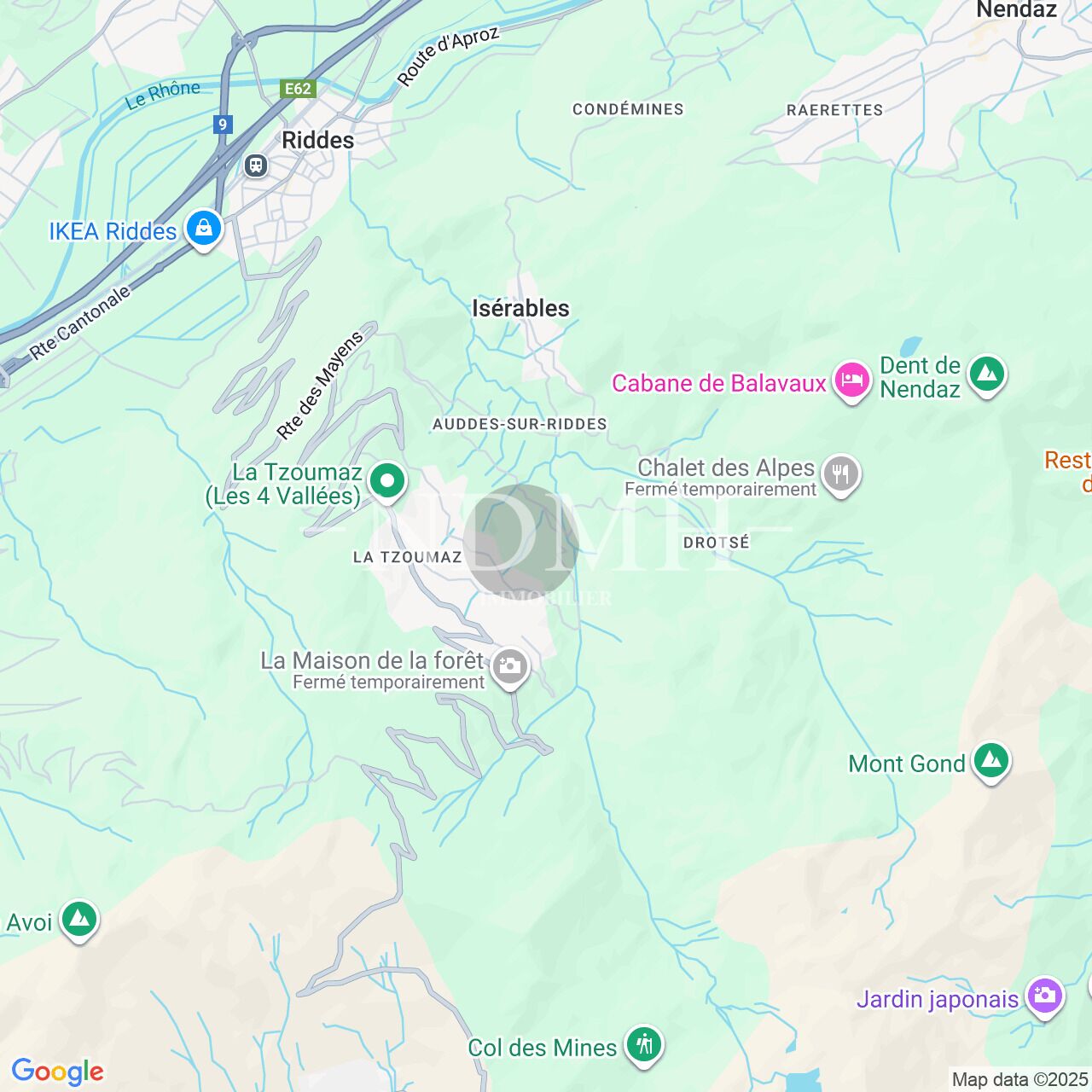 Kartenansicht einer alpinen Region mit Ortsmarkierungen