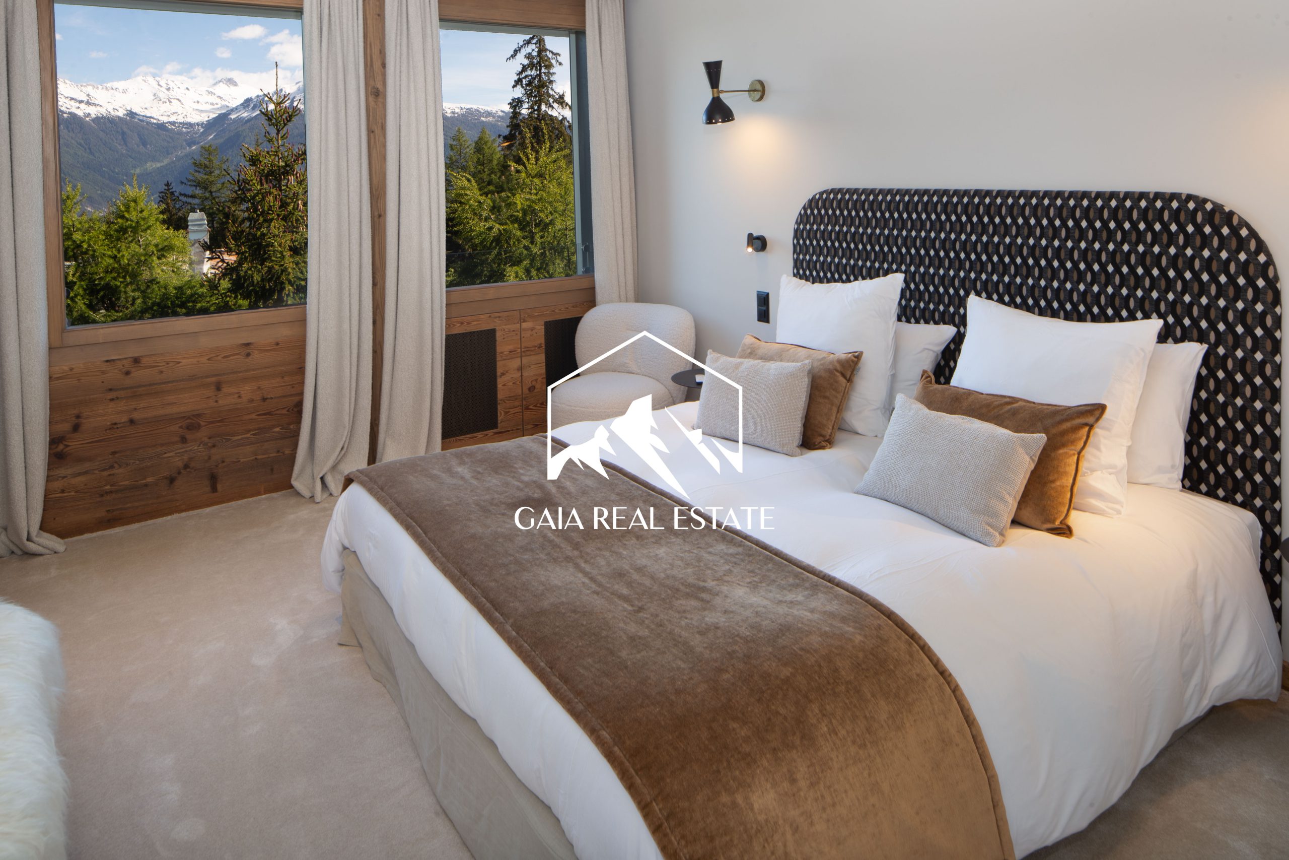 Schlafzimmer mit Bergblick