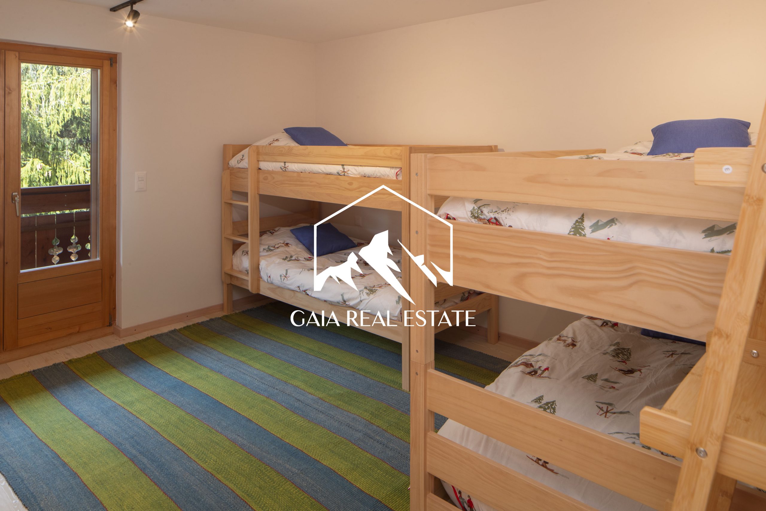 Kinderzimmer mit Etagenbetten