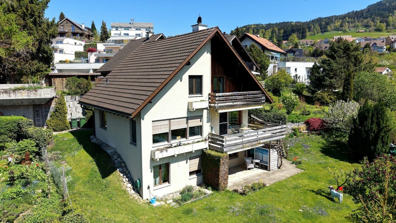 Einfamilienhaus mit großem Garten