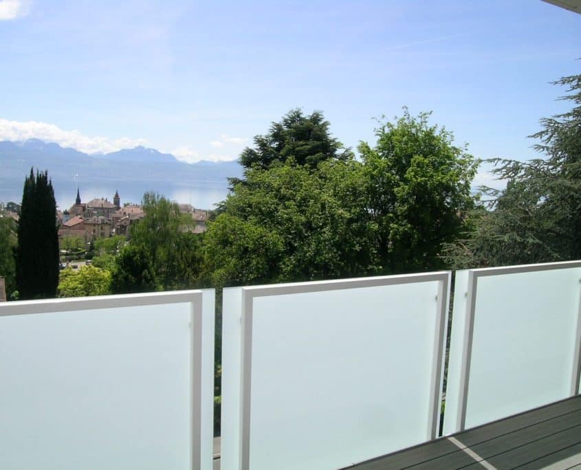 Balkon mit Seeblick